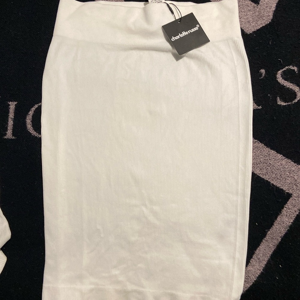 White shirt really cute stretchy material